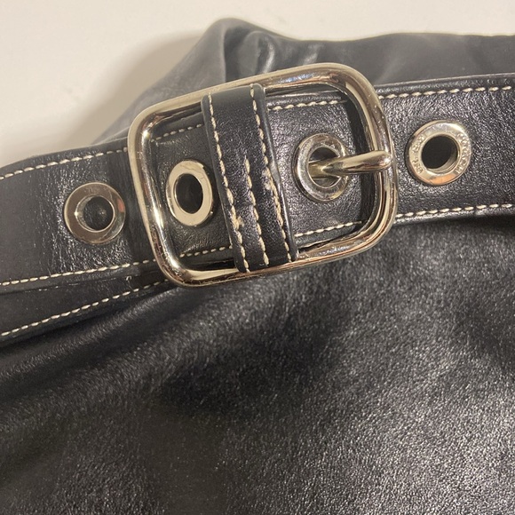 Authentic COACH  #1415 Black Natural Cowhide Leather Shoulder Bag - Circa 2004 - Picture 4 of 9